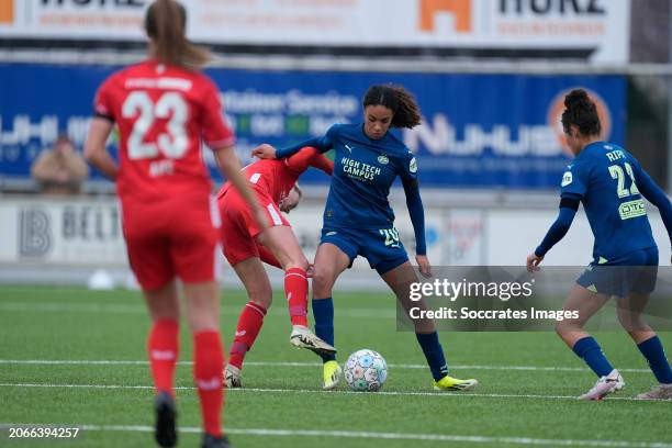 Nina Nijstad of PSV Women during the Dutch Eredivisie Women match between Fc Twente Women v PSV Women at the Sportpark Schreurserve on March 10, 2024...