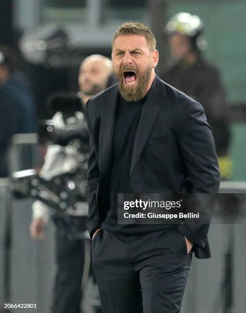 Daniele De Rossi of AS Roma reacts during the UEFA Europa League 2023/24 round of 16 first leg match between AS Roma and Brighton & Hove Albion at...
