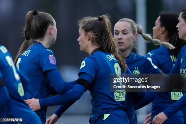 Zera Hulswit of PSV Women, Joelle Smits of PSV Women, Sara Thrige of PSV Women celebrate the 1-1 during the Dutch Eredivisie Women match between Fc...