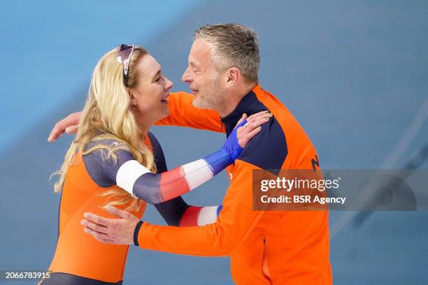Joy Beune of The Netherlands, coach Erik Bouwman of The Netherlands celebrating after competing on the Women's 5000m during the ISU World Speed...