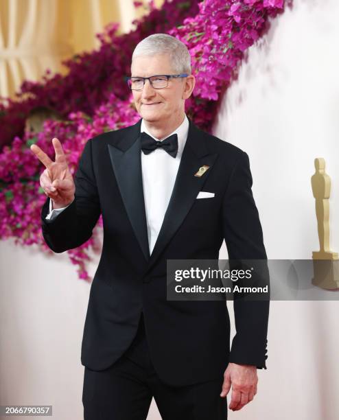 Hollywood, CA Apple CEO Tim Cook arriving on the red carpet at the 96th Annual Academy Awards in Dolby Theatre at Hollywood & Highland Center in...