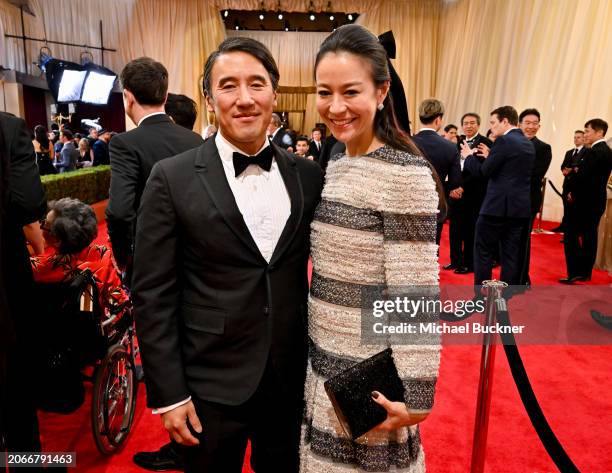 Jimmy Chin and Elizabeth Chai Vasarhelyi at the 96th Annual Oscars held at at the Ovation Hollywood on March 10, 2024 in Los Angeles, California.