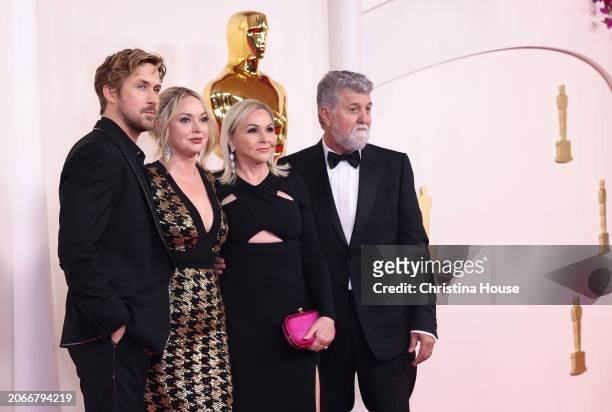Hollywood, CA Ryan Gosling, Mandi Gosling, Donna Gosling and Valerio Attanasio arriving on the red carpet at the 96th Annual Academy Awards in Dolby...