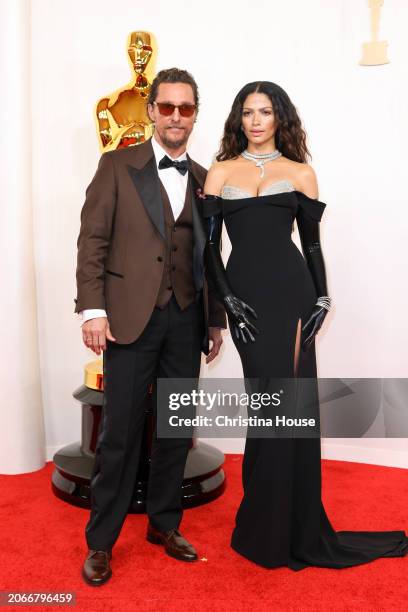 Hollywood, CA Matthew McConaughey and Camila Alves arriving on the red carpet at the 96th Annual Academy Awards in Dolby Theatre at Hollywood &...