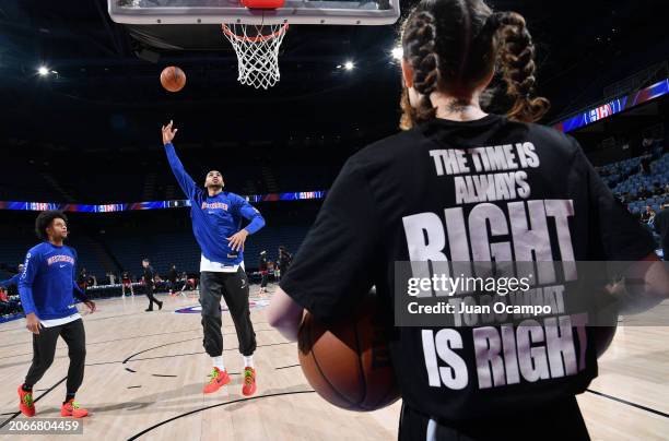 Jacob Toppin of the Westchester Knicks warms up before the game against the Ontario Clippers on March 10, 2024 at Toyota Arena in Ontario,...