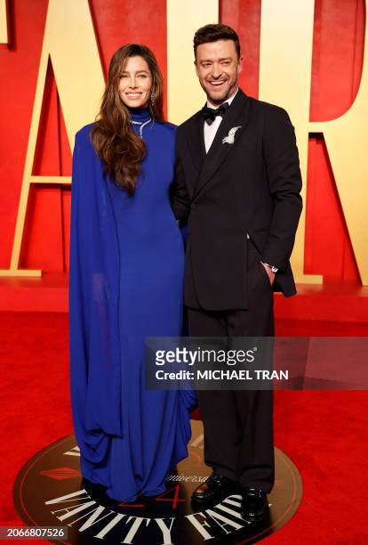 Singer-songwriter Justin Timberlake and his wife actress Jessica Biel attend the Vanity Fair Oscars Party at the Wallis Annenberg Center for the...