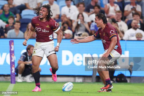 Rob Tanielu Tanielu Tele Photos and Premium High Res Pictures - Getty Images