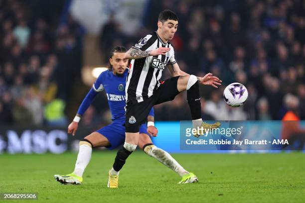 Miguel Almiron of Newcastle United controls the ball during the Premier League match between Chelsea FC and Newcastle United at Stamford Bridge on...