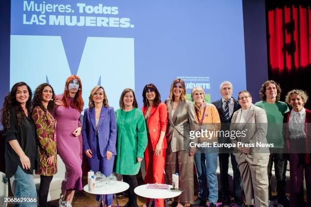 The singer Silvia Perez Cruz, the psychologist and member of the board of FAKALI, Maria Filigrana, the writer and journalist Valeria Vegas, the...