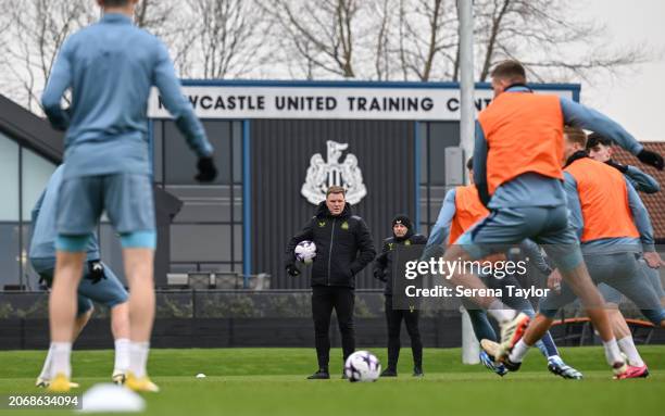 Newcastle United Head Coach Eddie Howe looks on during the Newcastle United Training Session at the Newcastle United Training Centre on March 08,...