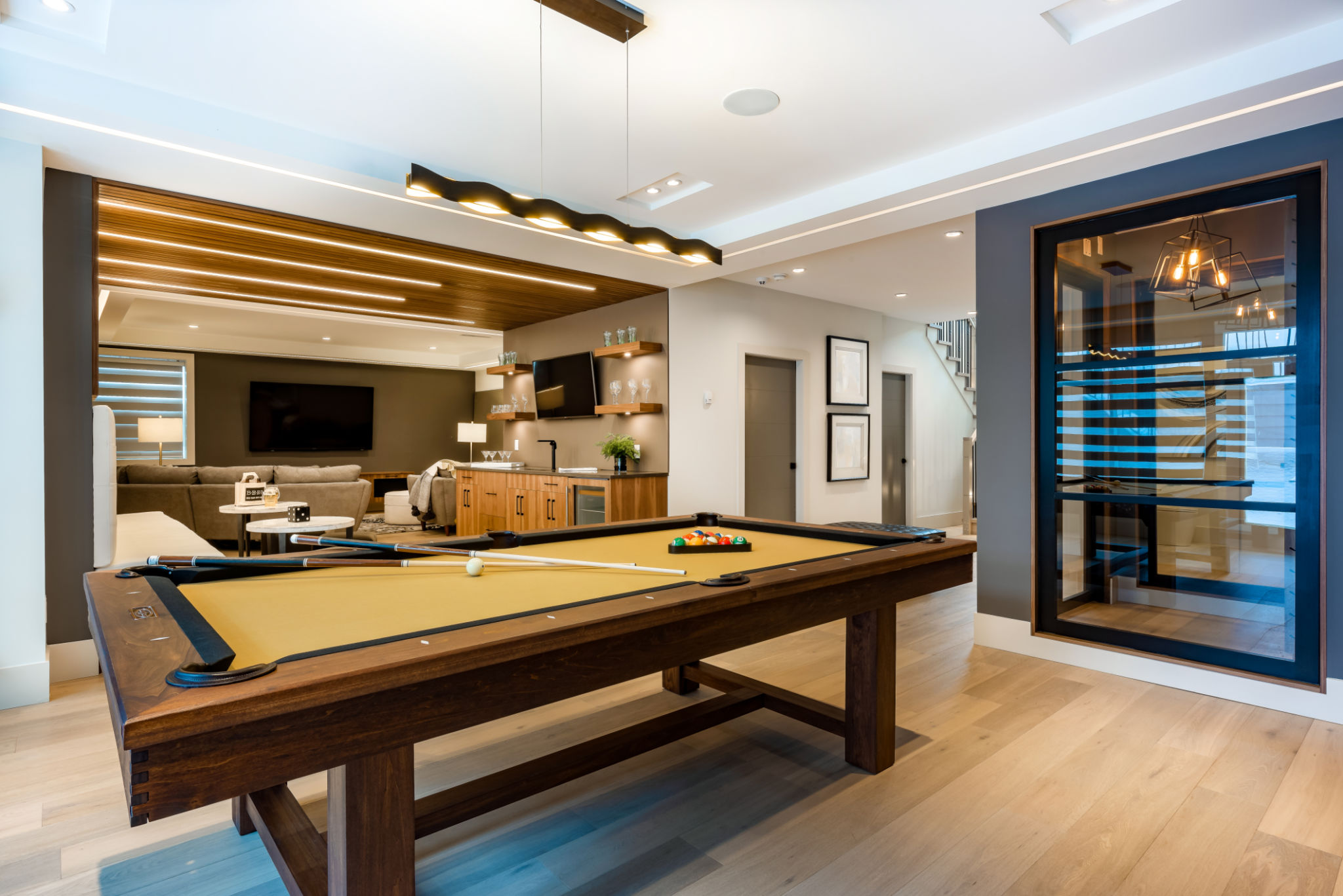 lighting fixtures