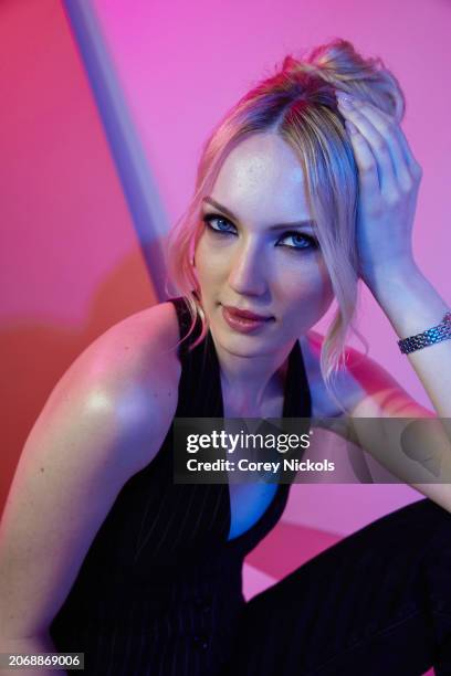 Emily Ruhl Photos and Premium High Res Pictures - Getty Images