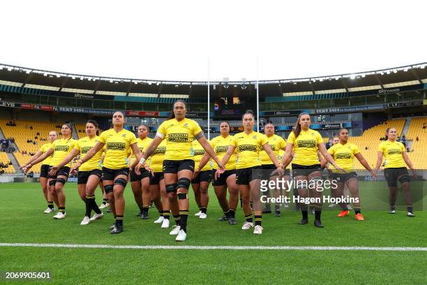 Hurricanes Poua perform a haka during the round two Super Rugby Aupiki match between Hurricanes Poua and Matatu at Sky Stadium on March 09, 2024 in...