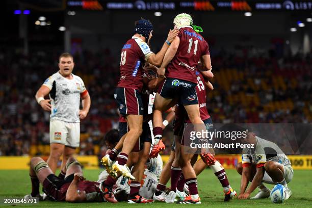 Queensland Reds celebrate victory during the round three Super Rugby Pacific match between Queensland Reds and Chiefs at Suncorp Stadium, on March 09...