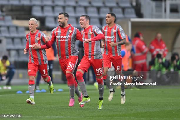 Massimo Coda of US Cremonese celebrates after scoring the 1-0 penalty during the Italian Serie B game US Cremonese vs Como at Stadio Giovanni Zini on...