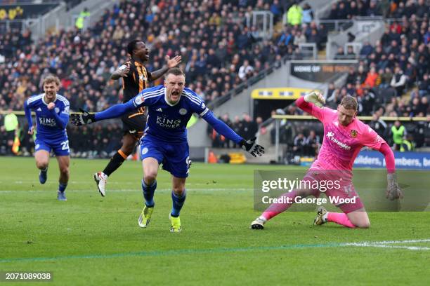 Jamie Vardy of Leicester City celebrates scoring his team's second goal during the Sky Bet Championship match between Hull City and Leicester City at...