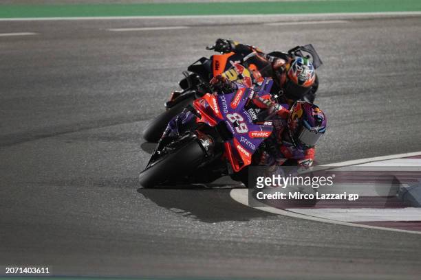 Jorge Martin of Spain and Prima Pramac Racing leads the field during the MotoGP Of Qatar - Sprint at Losail Circuit on March 09, 2024 in Doha, Qatar.