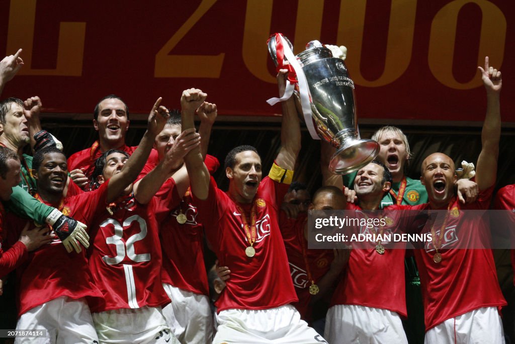 TOPSHOT-FBL-EUR-C1-MANUTD-CHELSEA