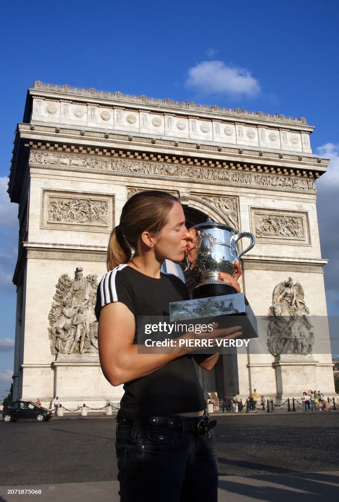 TOPSHOT-TENNIS-FRA-ROLAND-GARROS-HENIN
