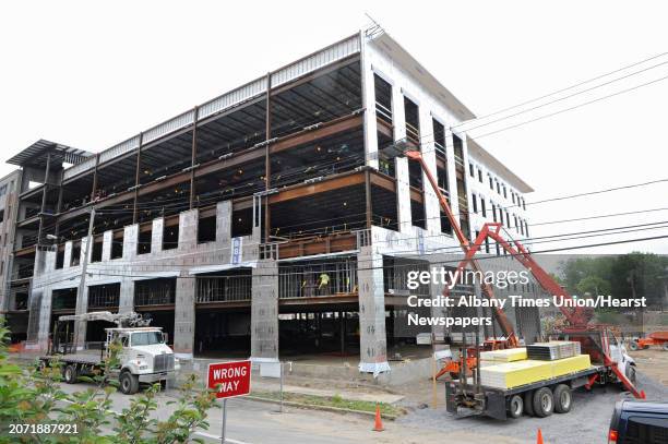 Construction continues on Albany Medical Center's new Patient Pavilion at the corner of New Scotland and Myrtle Avenues on Thursday, June 4, 2015 in...