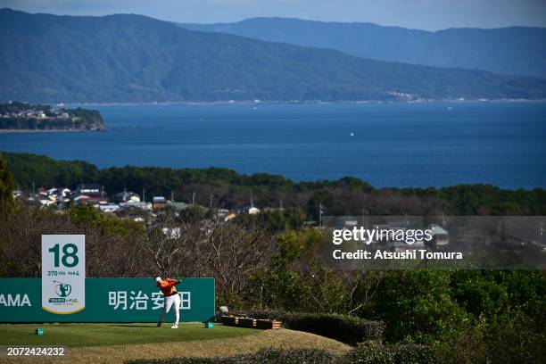 Ai Suzuki of Japan hits her tee shot on the 18th hole during the final round of MEIJI YASUDA LIFE INSURANCE LADIES YOKOHAMA TIRE GOLF TOURNAMENT at...