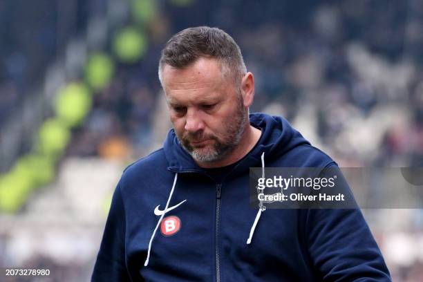 Pal Dardai, Head Coach of Hertha Berlin, looks dejected during the Second Bundesliga match between FC St. Pauli and Hertha BSC at the Millerntor...