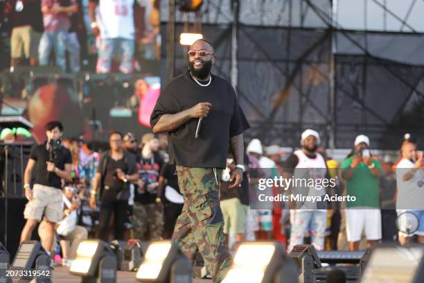 Rock Ross Rapper 3,963 Rick Ross Rapper Stock Photos, High-Res Pictures, and Images ...