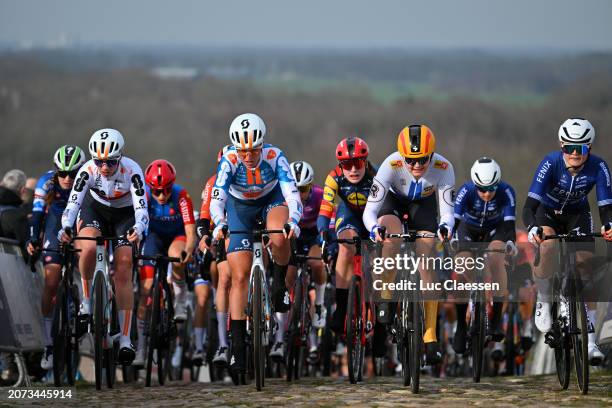 Pfeiffer Georgi of The United Kingdom and Team dsm-firmenich PostNL, Franziska Koch of Germany and Team dsm-firmenich PostNL, Elynor Backstedt of The...