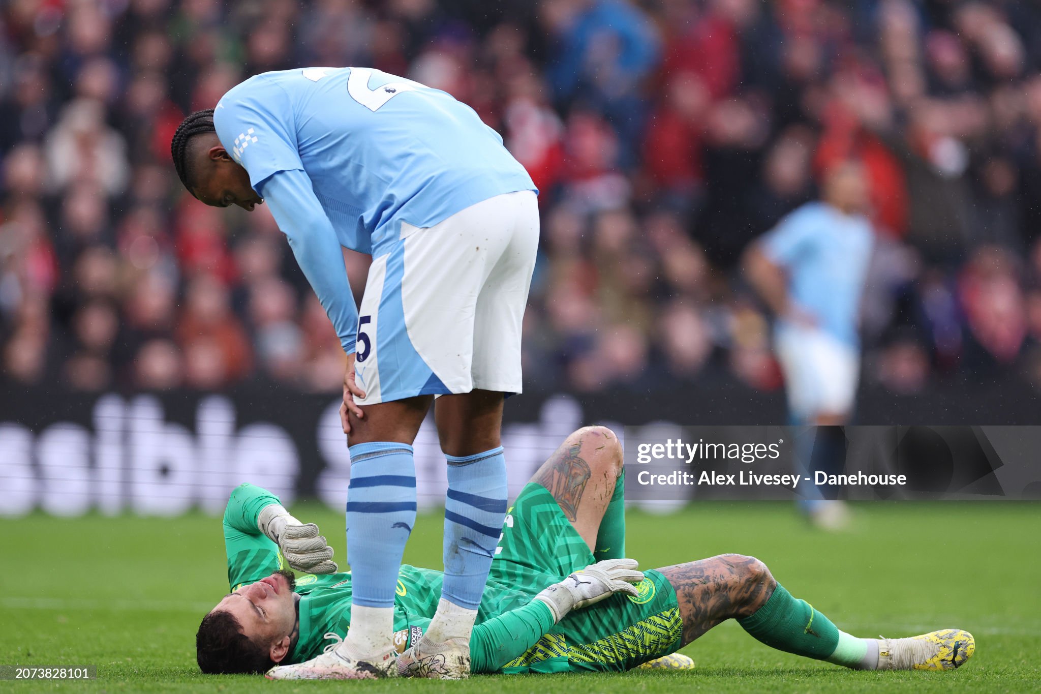 Guardiola confirms that Ederson is close to returning to competition