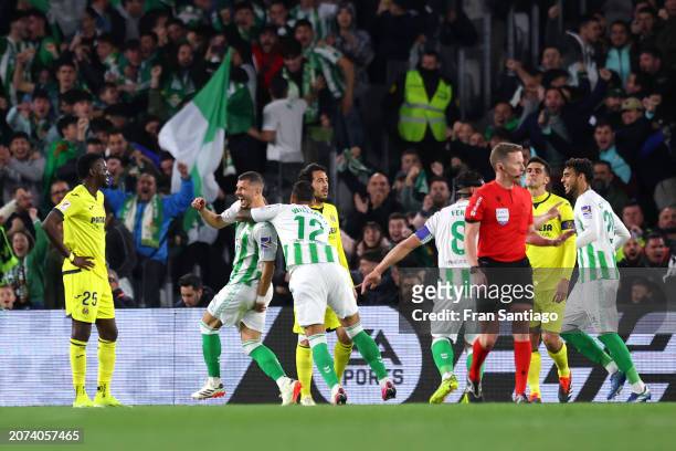 Guido Rodriguez of Real Betis celebrates scoring his team's first goal during the LaLiga EA Sports match between Real Betis and Villarreal CF at...