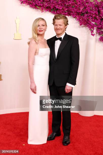 Kirsten Dunst and Jesse Plemons attend the 96th Annual Academy Awards on March 10, 2024 in Hollywood, California.