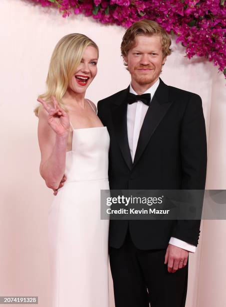 Kirsten Dunst and Jesse Plemons attend the 96th Annual Academy Awards on March 10, 2024 in Hollywood, California.