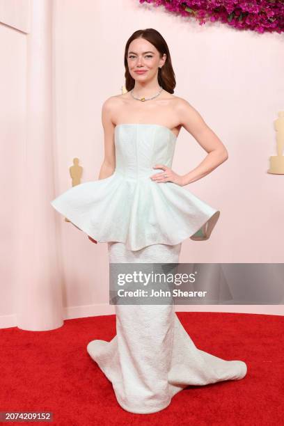 Emma Stone attends the 96th Annual Academy Awards on March 10, 2024 in Hollywood, California.