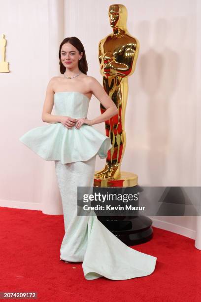 Emma Stone attends the 96th Annual Academy Awards on March 10, 2024 in Hollywood, California.