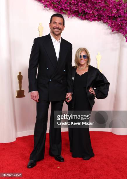 Bradley Cooper and Gloria Campano attend the 96th Annual Academy Awards on March 10, 2024 in Hollywood, California.