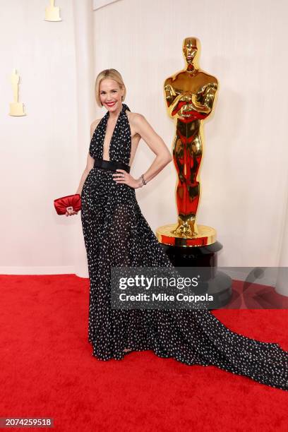 Leslie Bibb attends the 96th Annual Academy Awards on March 10, 2024 in Hollywood, California.