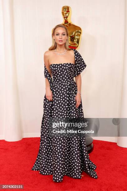 Jennifer Lawrence attends the 96th Annual Academy Awards on March 10, 2024 in Hollywood, California.