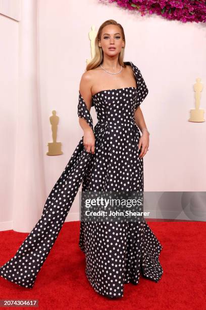 Jennifer Lawrence attends the 96th Annual Academy Awards on March 10, 2024 in Hollywood, California.