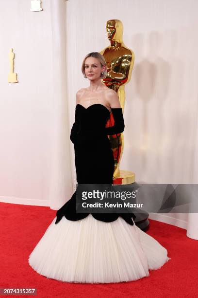 Carey Mulligan attends the 96th Annual Academy Awards on March 10, 2024 in Hollywood, California.