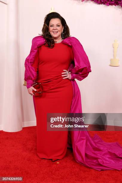 Melissa McCarthy attends the 96th Annual Academy Awards on March 10, 2024 in Hollywood, California.