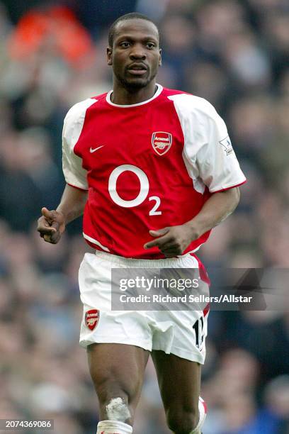 Lauren of Arsenal running during the FA Cup 5th Round match between Arsenal and Chelsea at Highbury on February 15, 2004 in London, England.