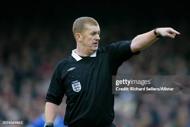 Paul Durkin, Fa Premiership Referee pointing during the FA Cup 5th Round match between Arsenal and Chelsea at Highbury on February 15, 2004 in...