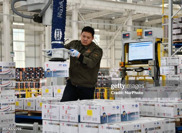 Factory Smart Storage 3,514 Smart Factory Warehouse Stock Photos, High-Res Pictures, and ...