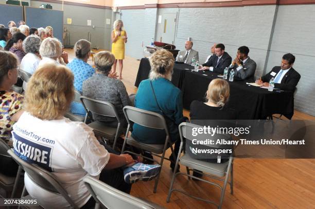 Coleen Paratore moderates a mayoral brown bag discussion with all five mayoral candidates Democrats: Ernest Everett, Rodney Wiltshire and Patrick...