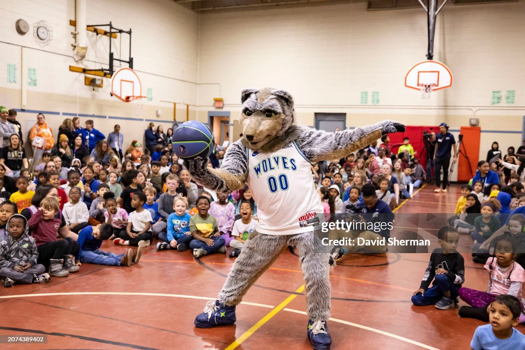 Minnesota Timberwolves and Lynx Host Reading Assembly at Pillsbury Elementary School