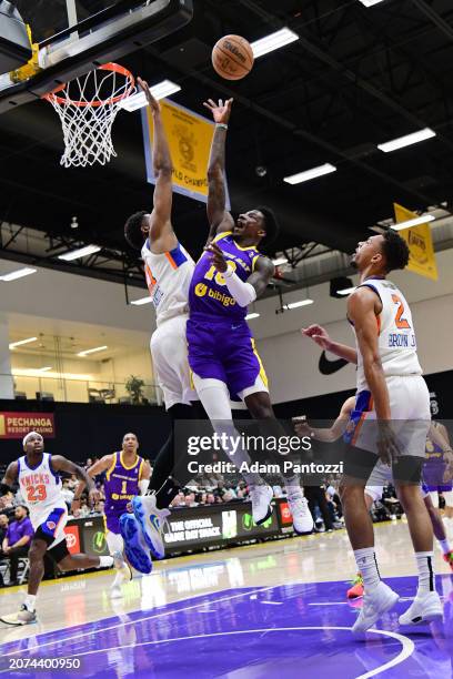 Damion Baugh of the South Bay Lakers goes to the basket during the game against the Westchester Knicks on March 13, 2024 at UCLA Health Training...