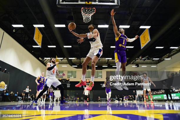 Jacob Toppin of the Westchester Knicks goes to the basket during the game against the South Bay Lakers on March 13, 2024 at UCLA Health Training...