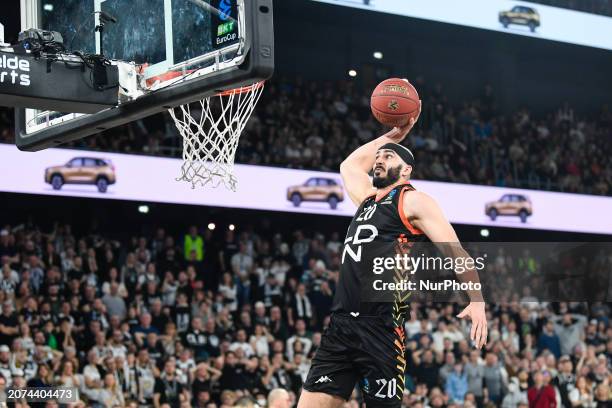 Josh Sharma is in action during the U-BT Cluj-Napoca vs. London Lions game at BT Arena in Cluj-Napoca, on March 13, 2024.