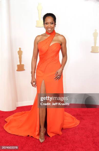 Regina King attends the 96th Annual Academy Awards at Dolby Theatre on March 10, 2024 in Hollywood, California.