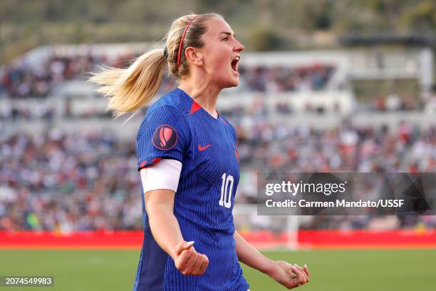 Lindsey Horan of the United States celebrates scoring during the first half against Brazil during the 2024 Concacaf W Gold Cup final at Snapdragon...